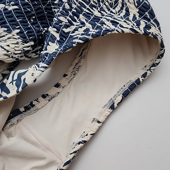 Anne Cole Studio One Piece Open Back Swimsuit Palm Print Blue Antique White Sz 8 - Picture 13 of 16